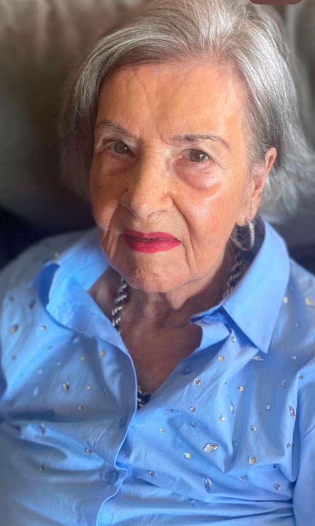 Foto secundaria MARÍA LUISA PÉREZ GONZÁLEZ